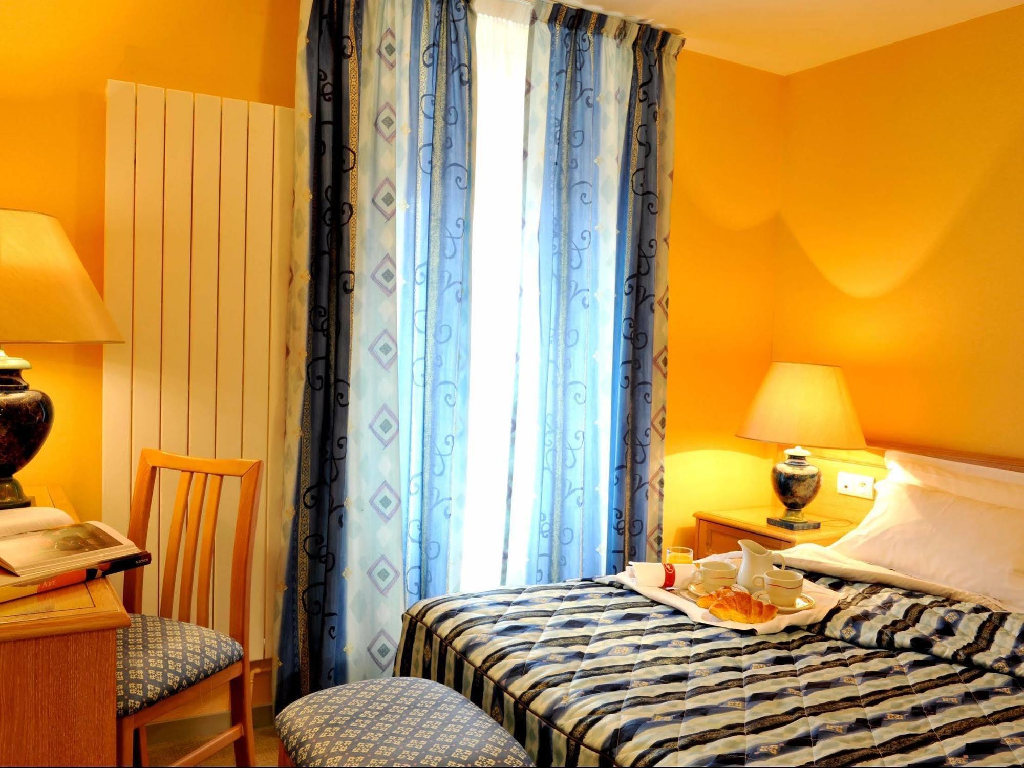 Logis Hotel Le Continental Châteauroux Eksteriør bilde